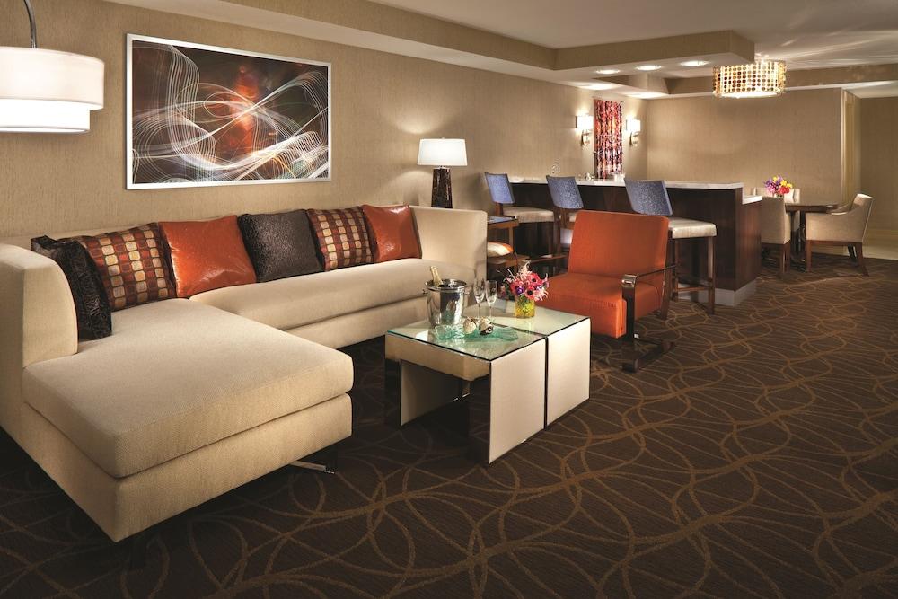 MGM Grand Hotel & Casino photo 8