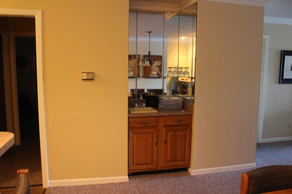 The Wharf Resort photo 4