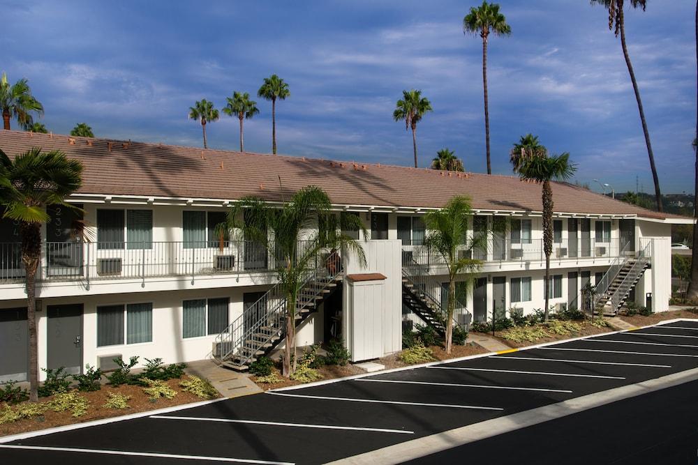 Hotel Iris - San Diego photo 25