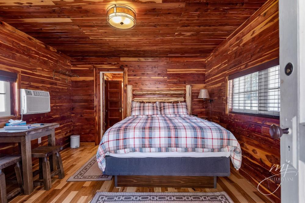 Log Cabin Inn photo 17