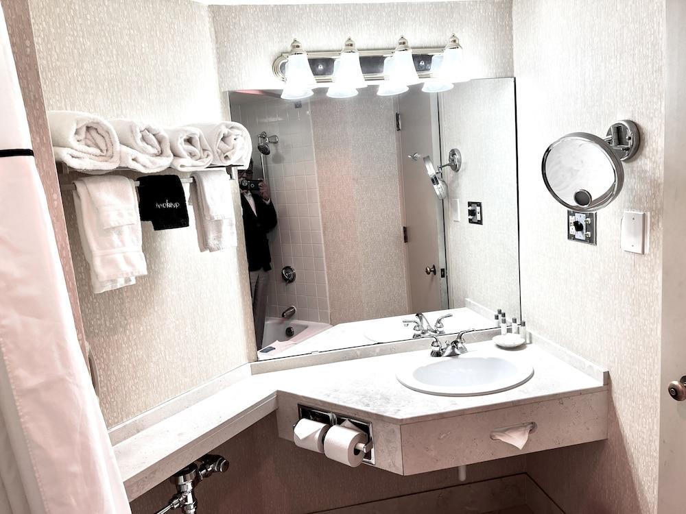 Hotel Mead Resorts & Conventions Center photo 82