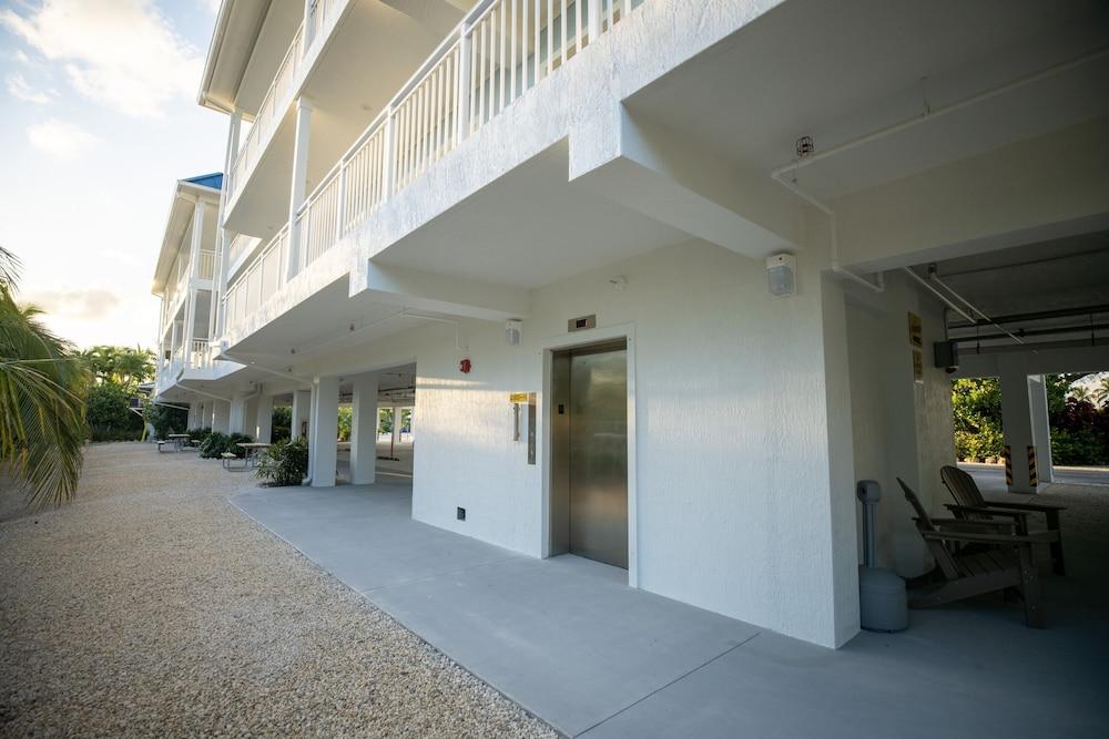 Sugarloaf Key Hotel at KOA Resort photo 62