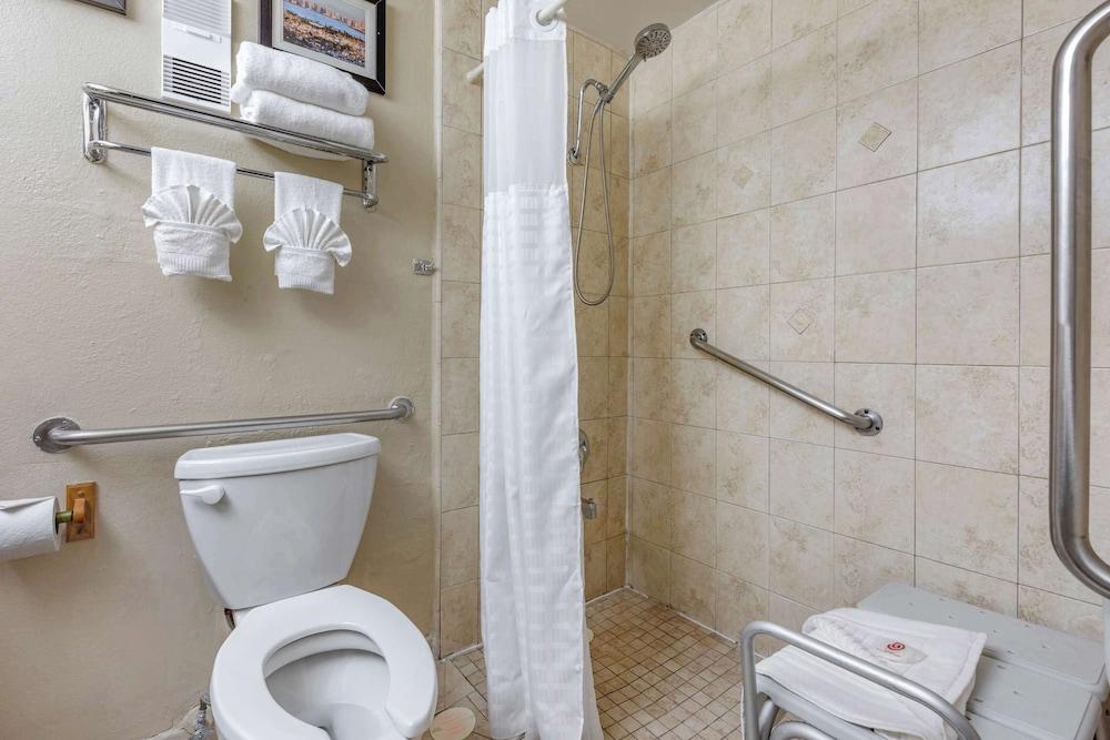 Comfort Inn Escondido San Diego North County photo 12