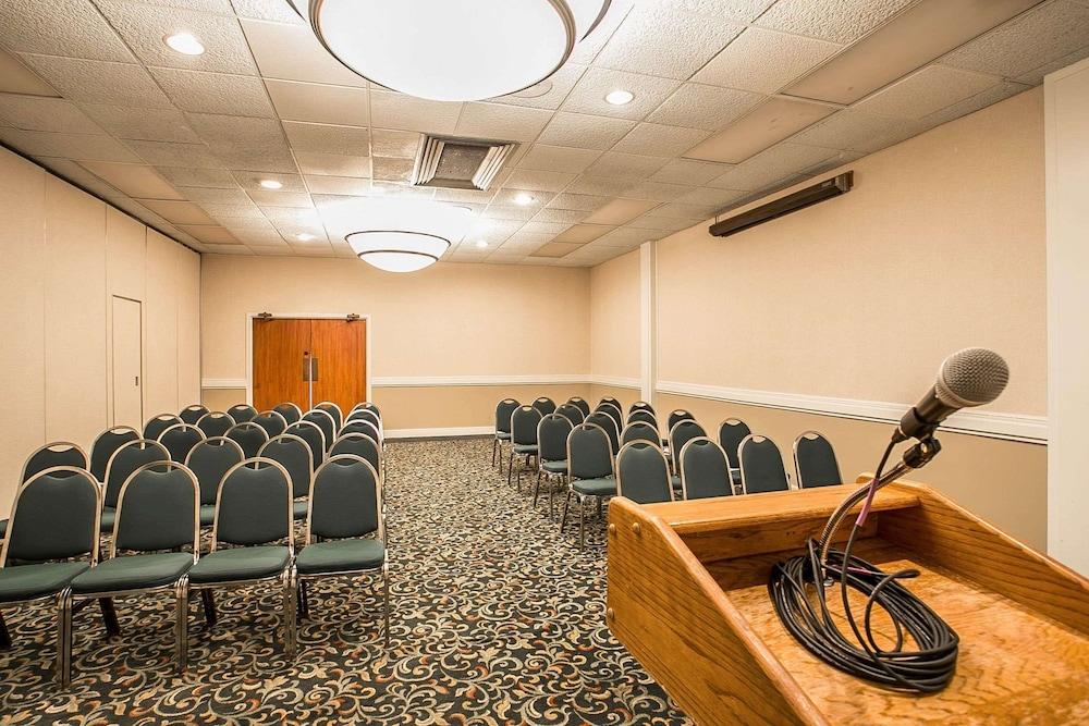 Quality Inn Sumter photo 16