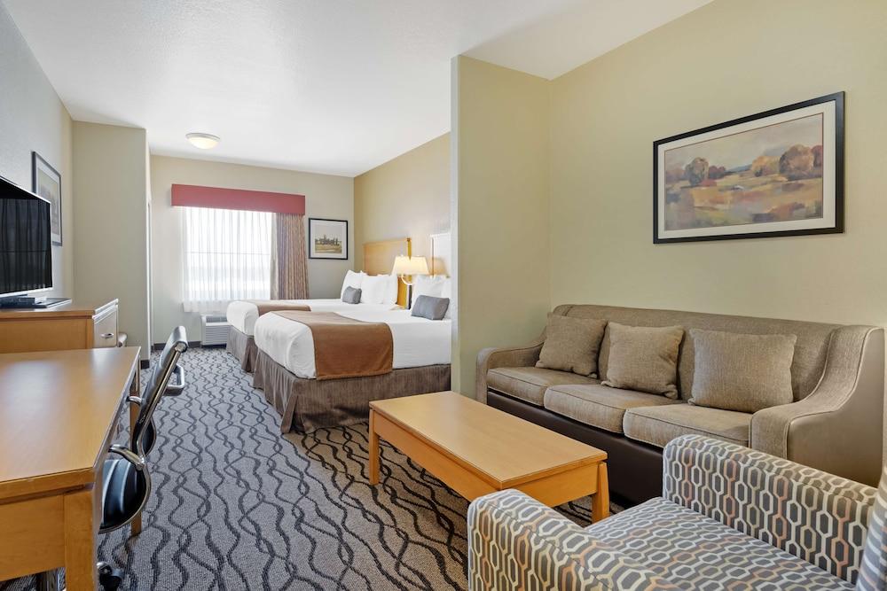 Best Western Plus Guymon Hotel & Suites photo 19