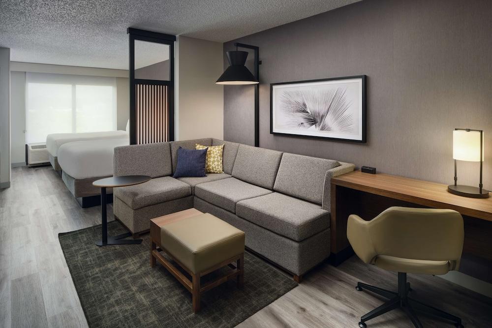 Hyatt Place Greensboro photo 20