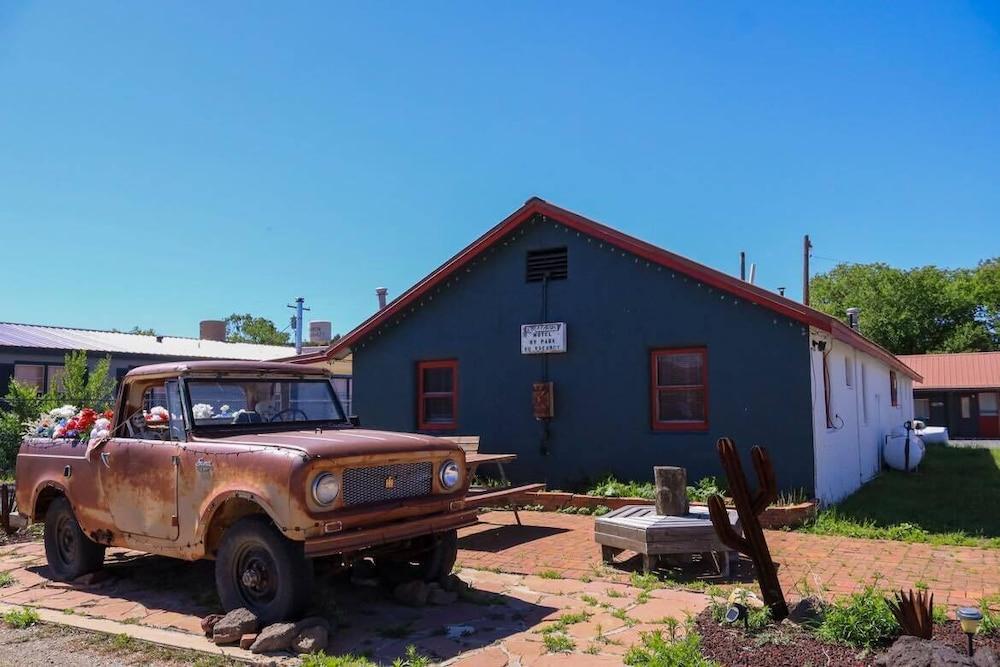 Hikers Cimarron Inn & RV Park LLC photo 68