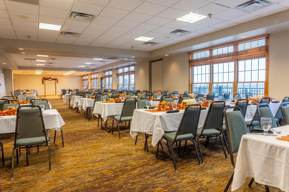 Grand Ely Lodge Resort & Conference Center photo 35