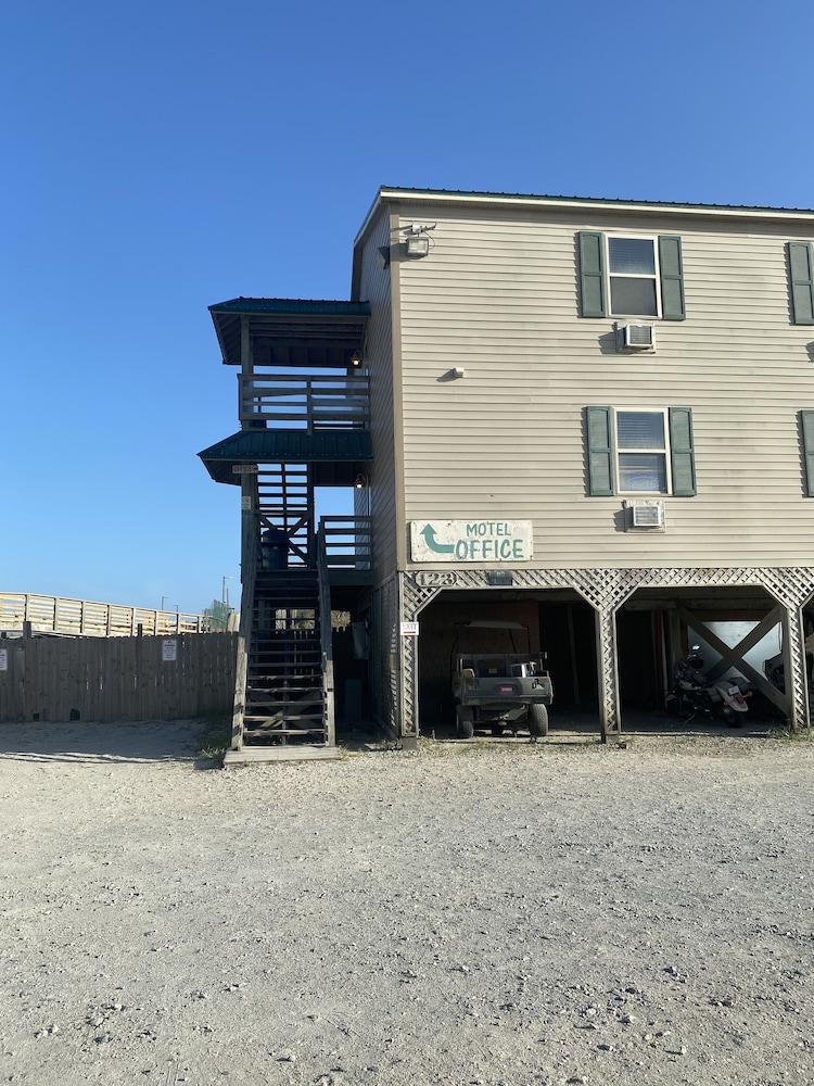 Seaview Pier and Motel photo 21