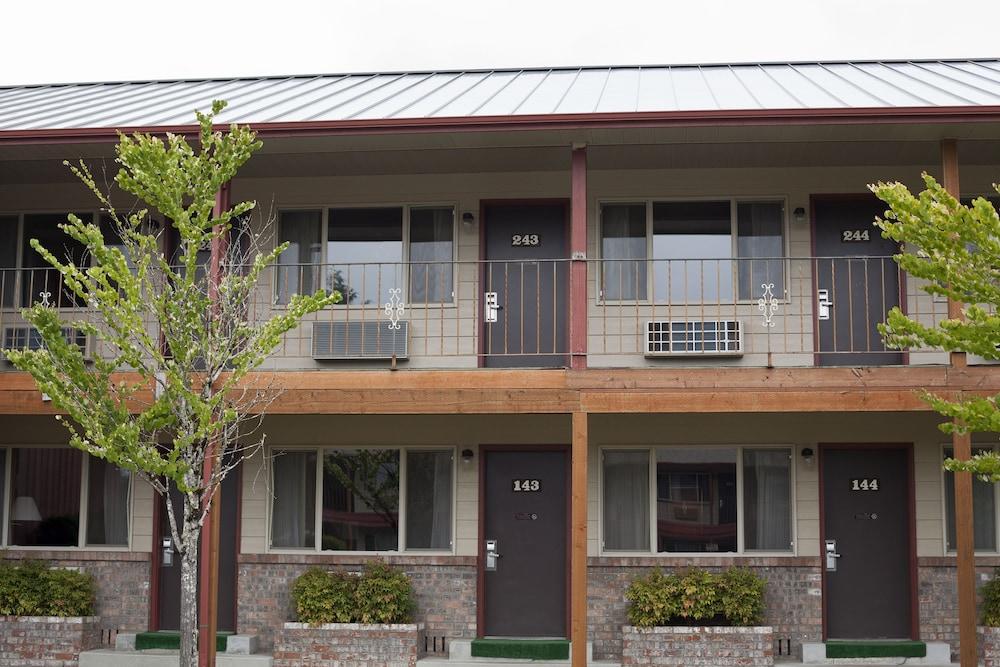 The Forks Motel photo 87