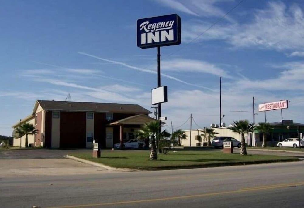 Regency Inn Fairfield photo 1