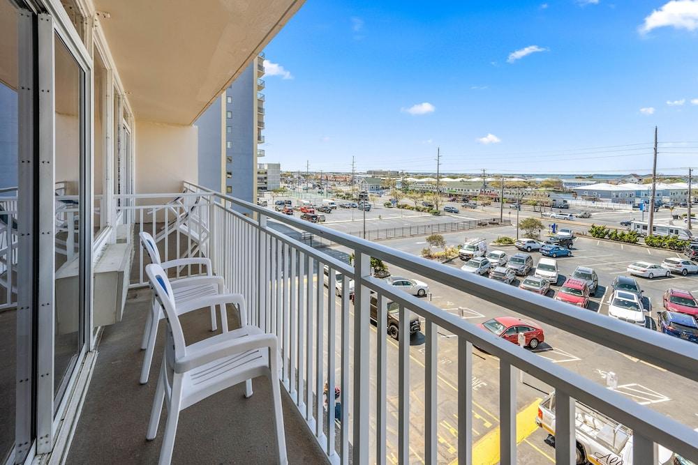 Carousel Resort Hotel & Condominiums photo 72