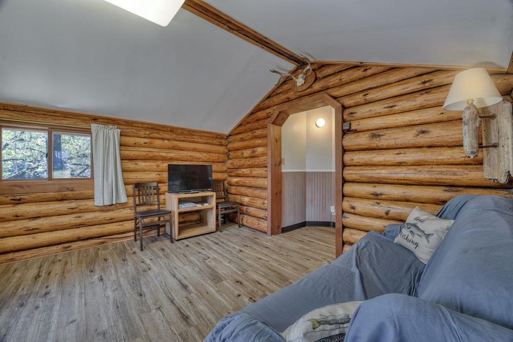 Edgewater Resort photo 60