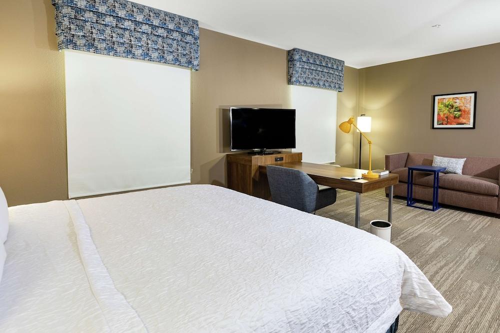 Hampton Inn & Suites Columbia Killian Road photo 45