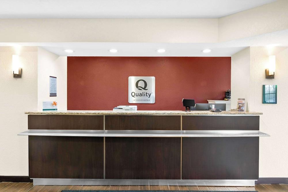 Quality Inn Queensbury - Lake George Area photo 3