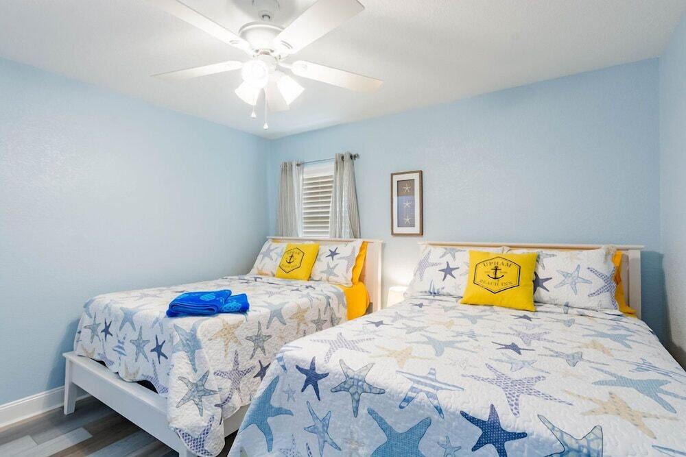 Upham Beach Inn photo 38