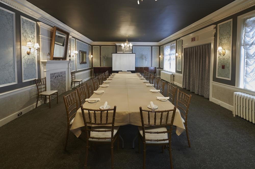 Lititz Springs Inn photo 14