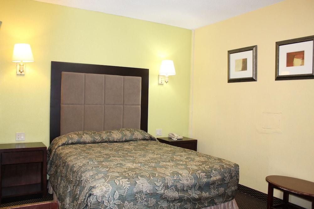 Double N Motel photo 7