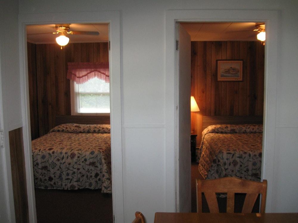 Moose Brook Motel photo 3