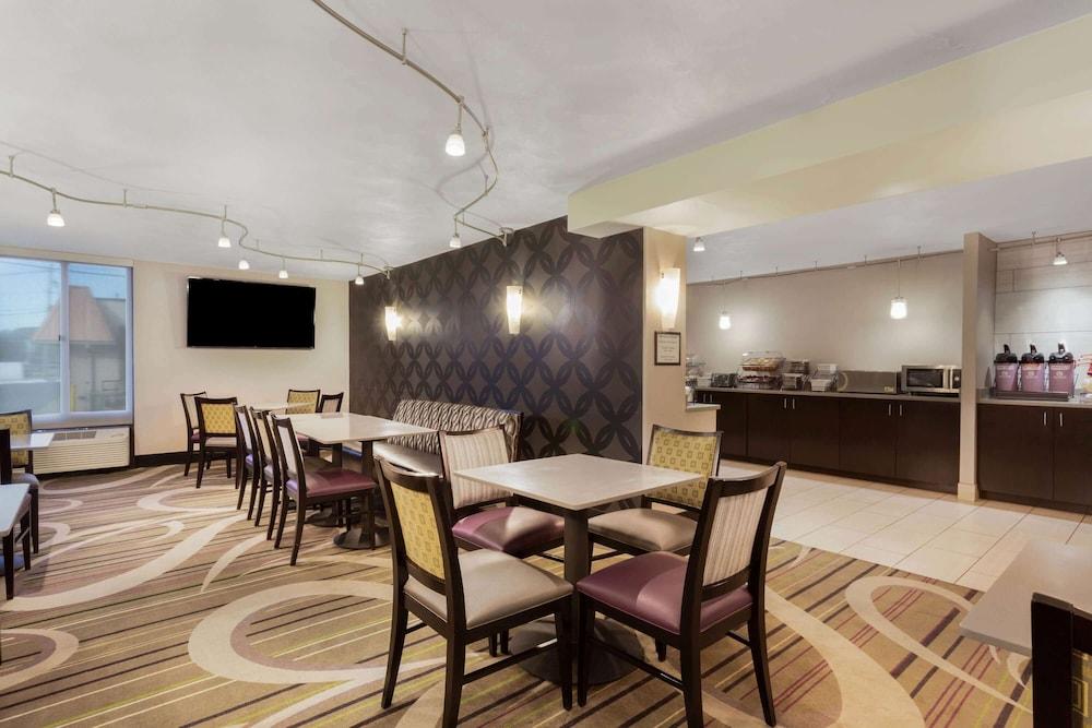 La Quinta Inn by Wyndham Binghamton - Johnson City photo 25