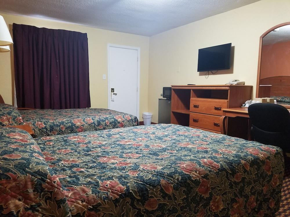 Budget Inn photo 12