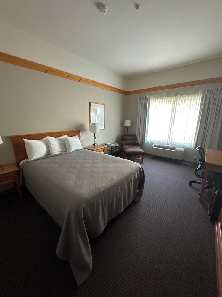 Salmon Rapids Lodge photo 55