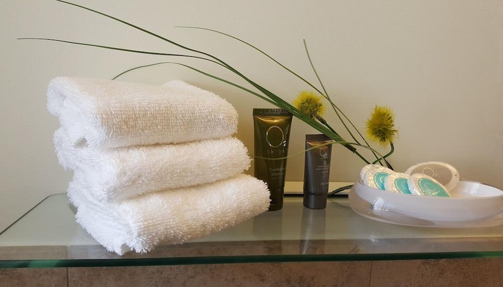 Le Cabanon Motel photo 4