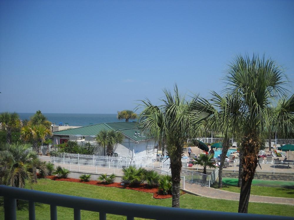 The Gardens at Beachside Colony photo 3
