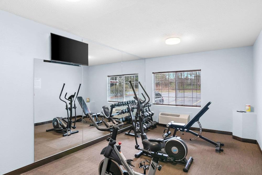 Quality Inn Queensbury - Lake George Area photo 20