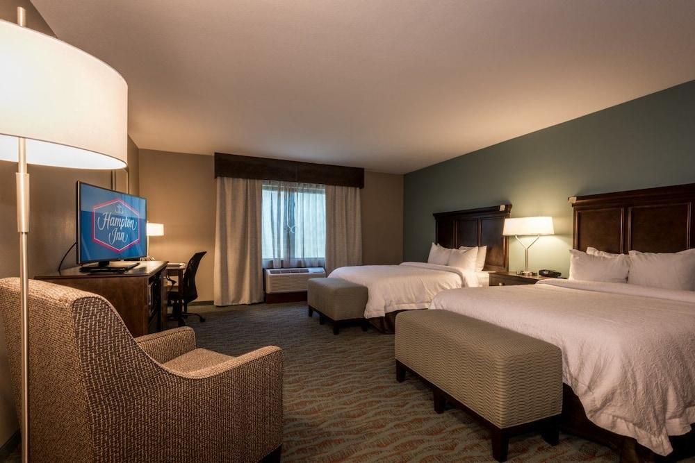 Hampton Inn & Suites Gulfport I-10 photo 10
