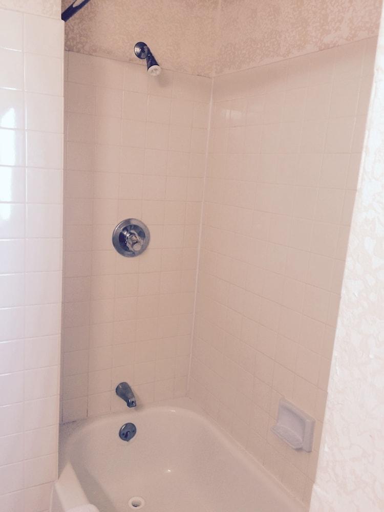 Budget Inn Barstow photo 16