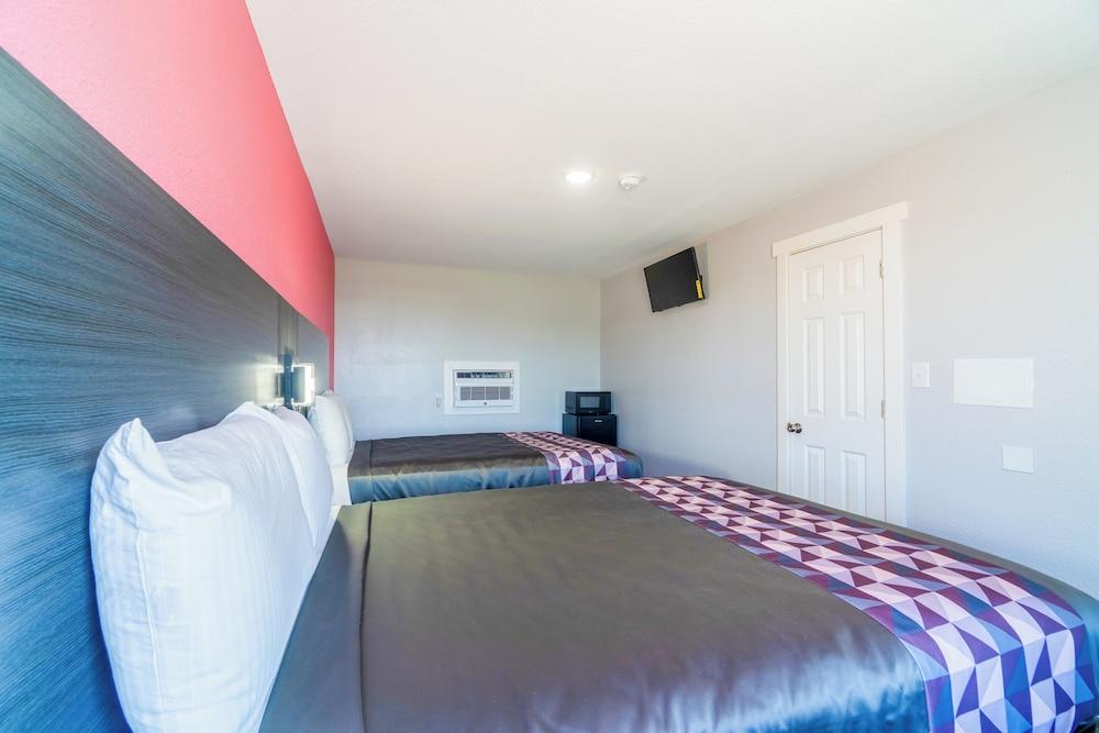 Royal Inn by OYO photo 22