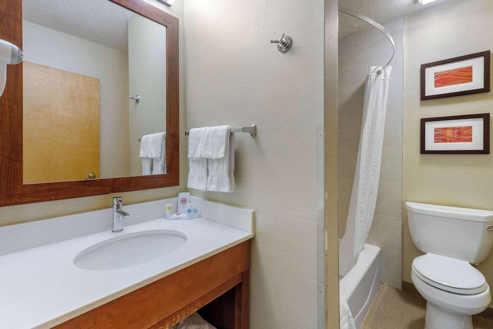 Comfort Inn Rutland - Killington photo 16