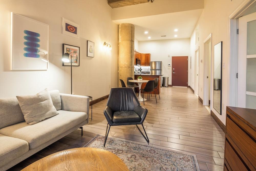 Sosuite at Independence Lofts - Callowhill photo 88