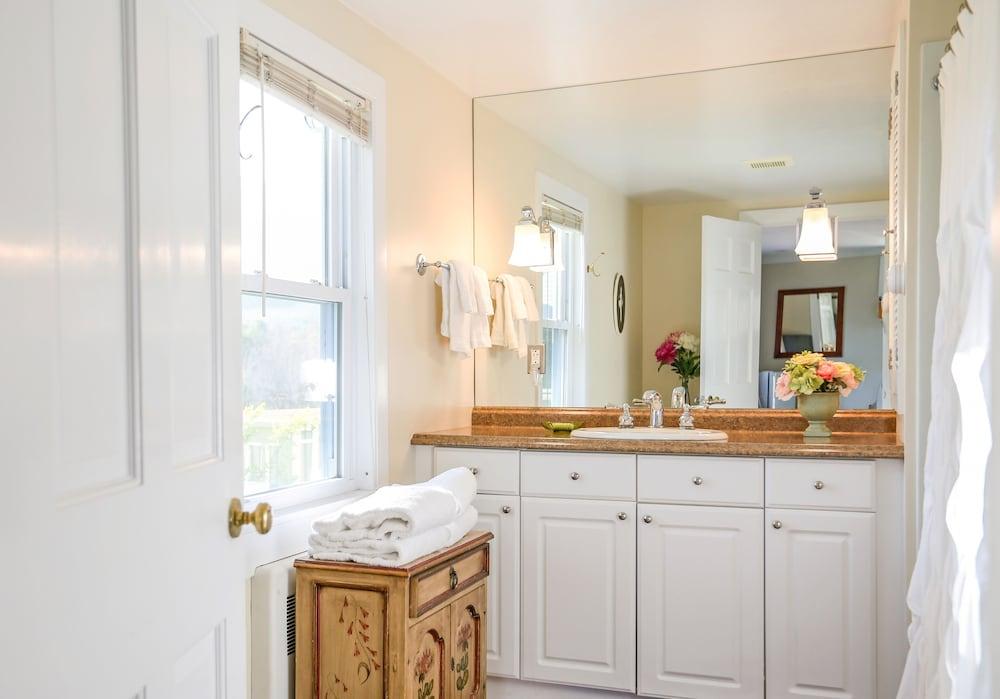Wilburton Inn photo 58