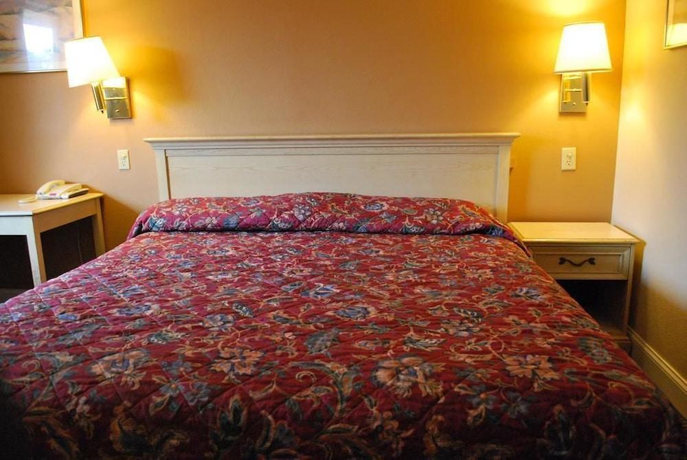 Bama Inn photo 10