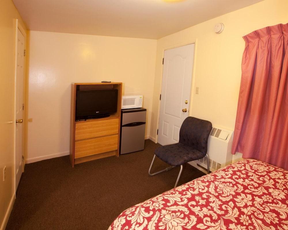 Charlie's Motel photo 10
