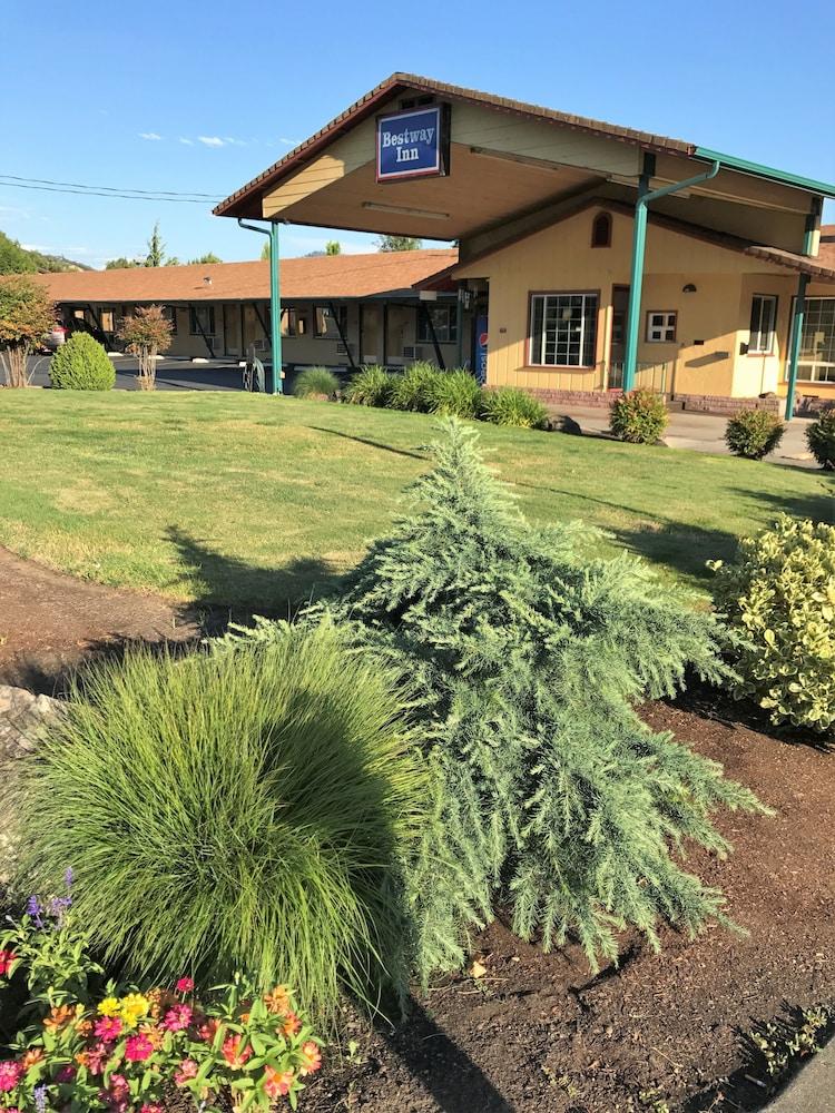 Bestway Inn photo 13