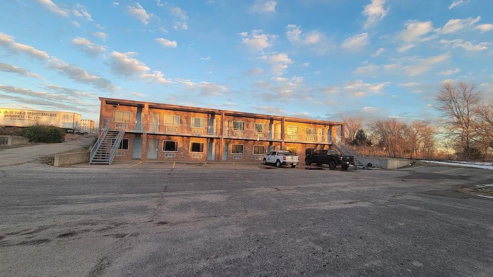 Copa Budget Inn photo 10