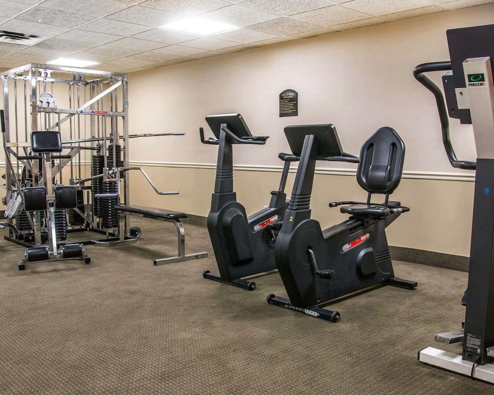Wingate by Wyndham Livonia photo 27