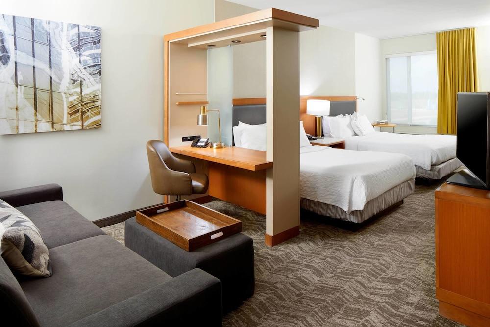 SpringHill Suites by Marriott Houston NASA/Webster photo 6
