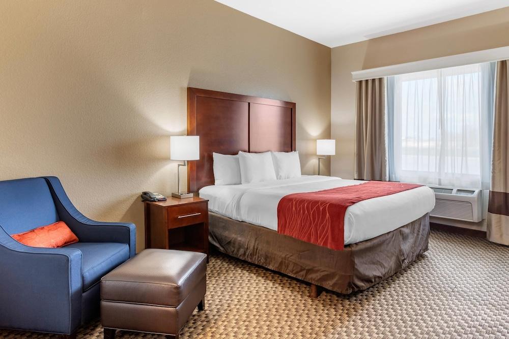 Comfort Inn & Suites Navasota photo 5