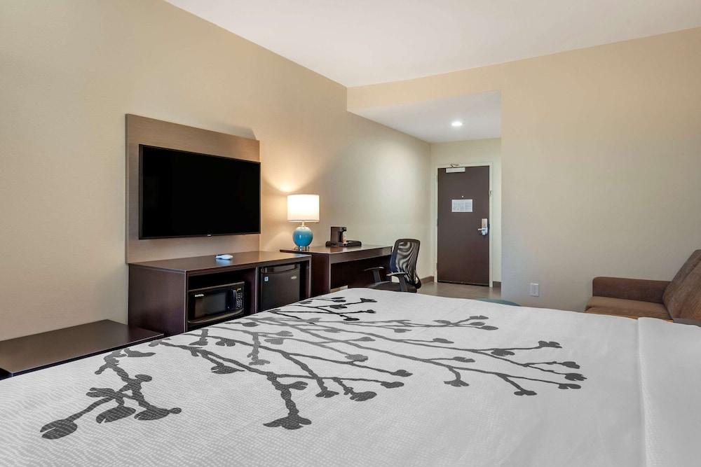 Sleep Inn & Suites Waller photo 14