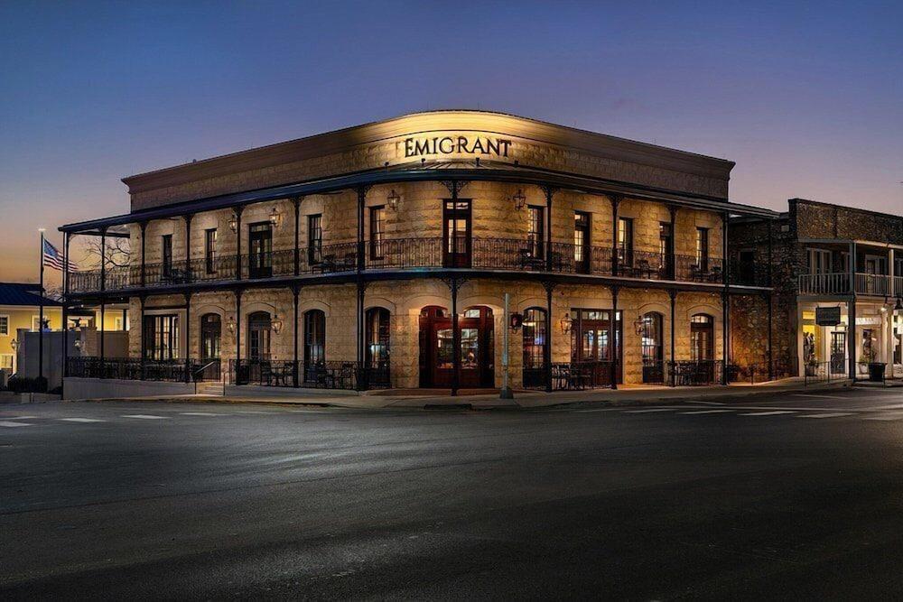 Emigrant Boutique Hotel photo 1