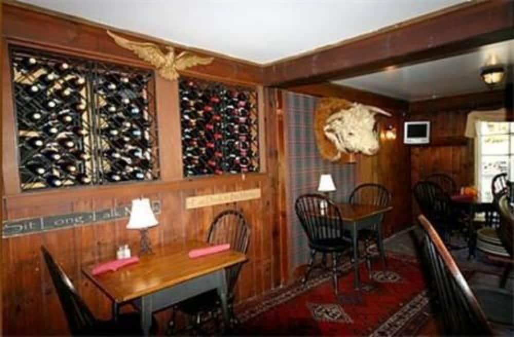 1896 House Country Inn & Motels photo 15