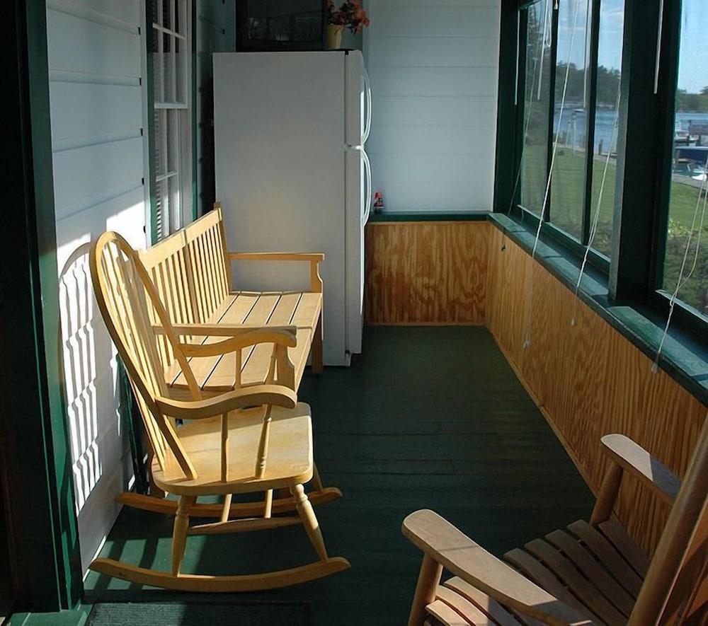 Channel Watefront Cottages photo 77