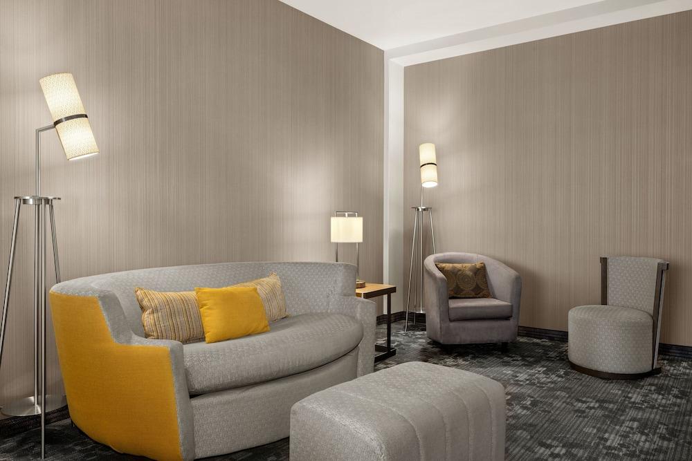 Courtyard by Marriott Omaha East/Council Bluffs, IA photo 19