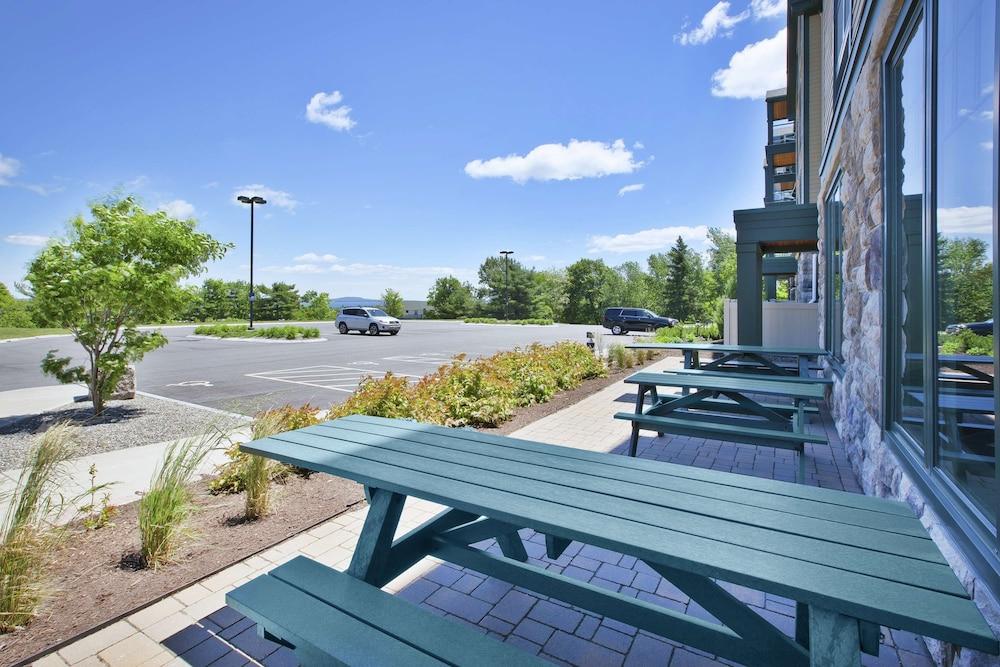 Hampton by Hilton Bar Harbor photo 12