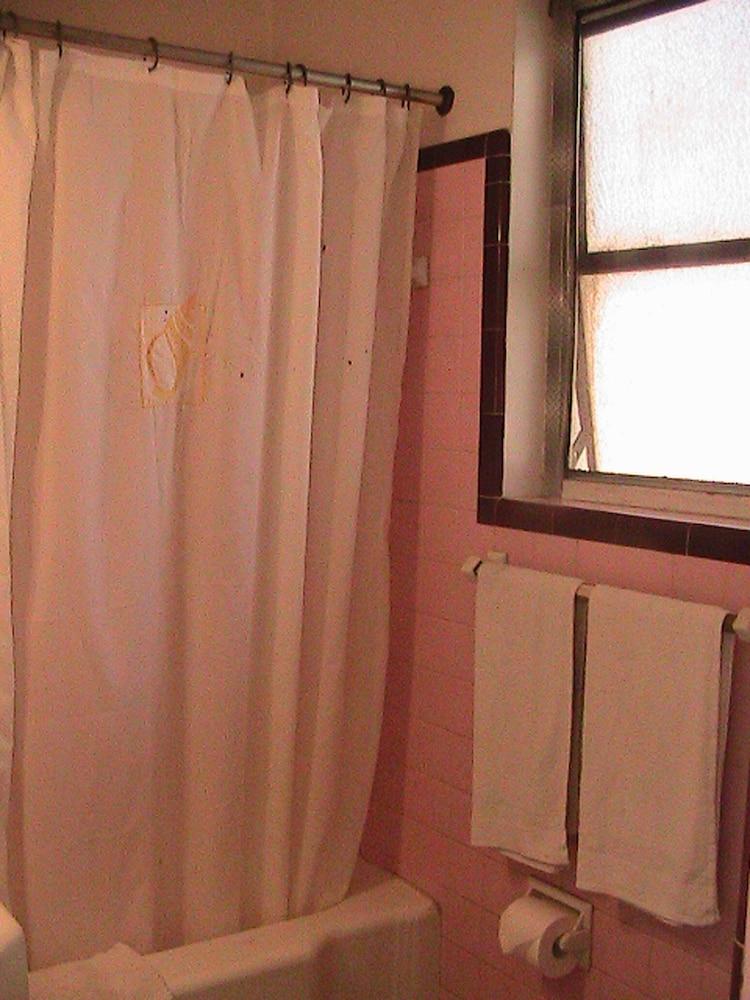 Best Southern Sun Plaza Motel photo 5