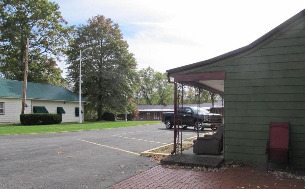 Potomac River Motel photo 58